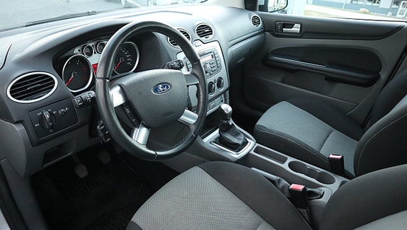 Ford Focus 3 of 15