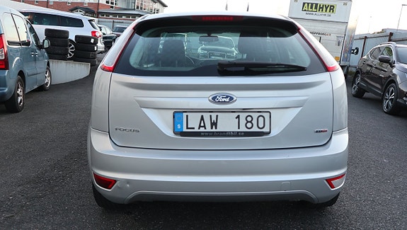 Ford Focus 8 of 15