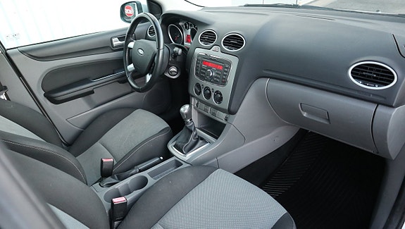 Ford Focus 11 of 15