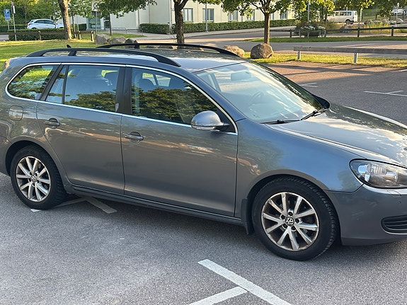 Volkswagen Golf VI 3 of 7