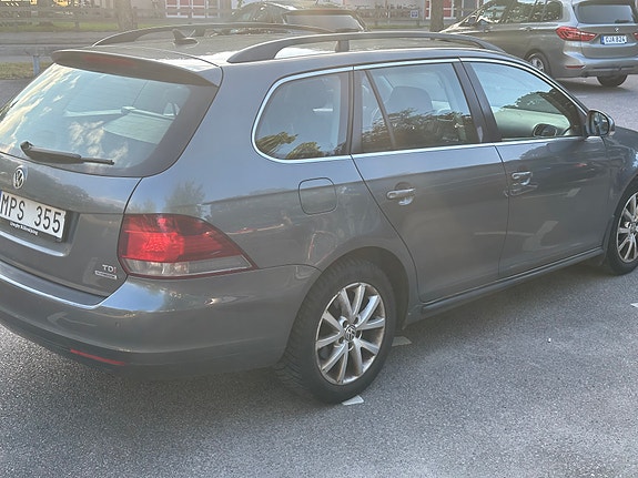 Volkswagen Golf VI 5 of 7