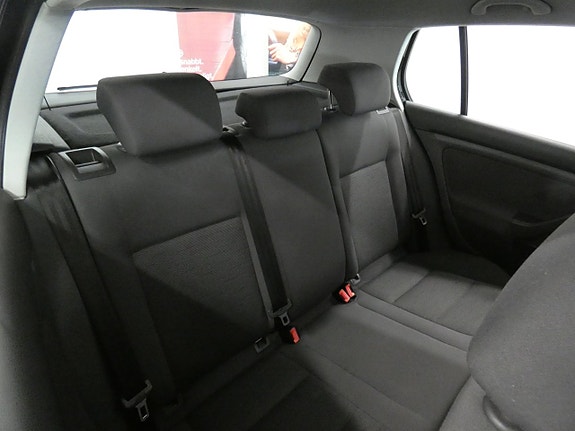 Volkswagen Golf V 15 of 16