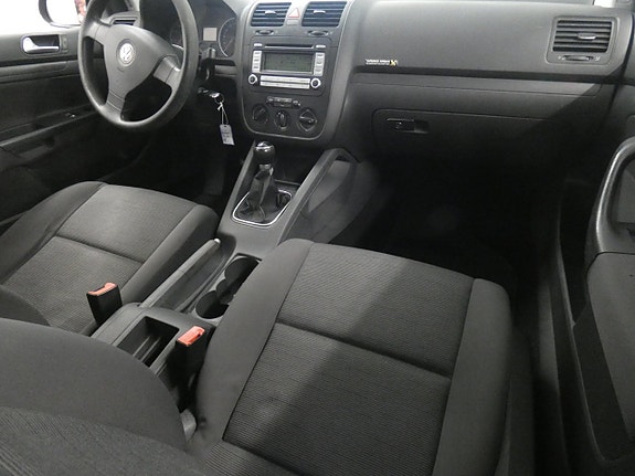 Volkswagen Golf V 13 of 16