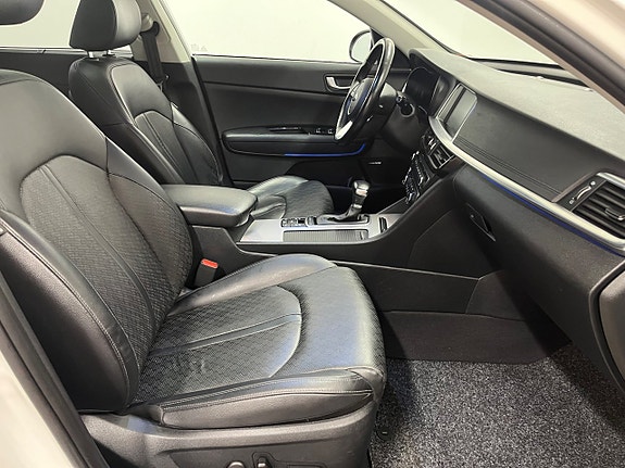 Kia Optima 25 of 30