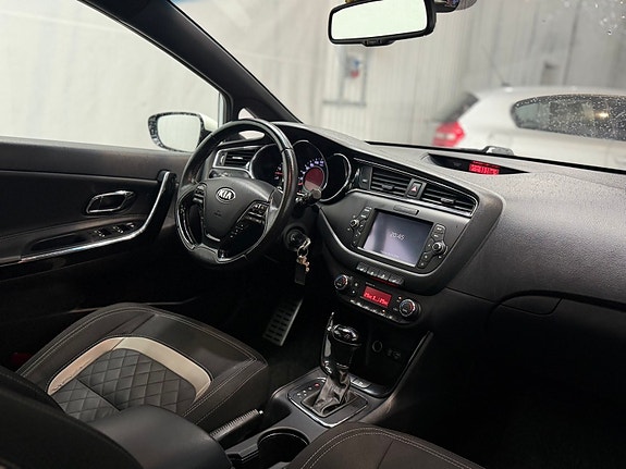 Kia Ceed 5 of 7