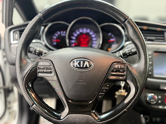 Kia Ceed 7 of 7