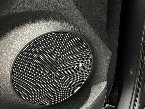 Hyundai Kona 14 of 30
