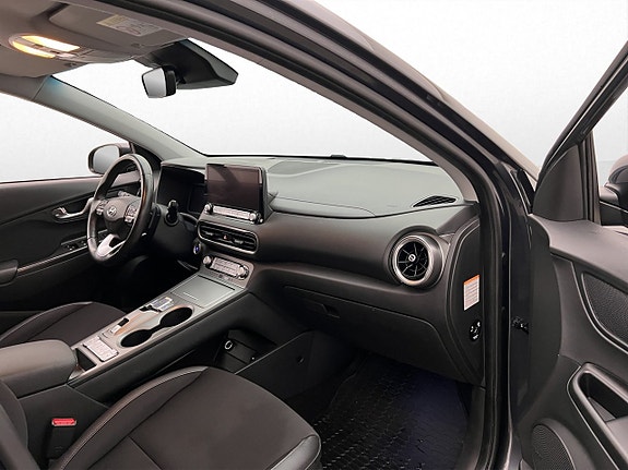 Hyundai Kona 30 of 30