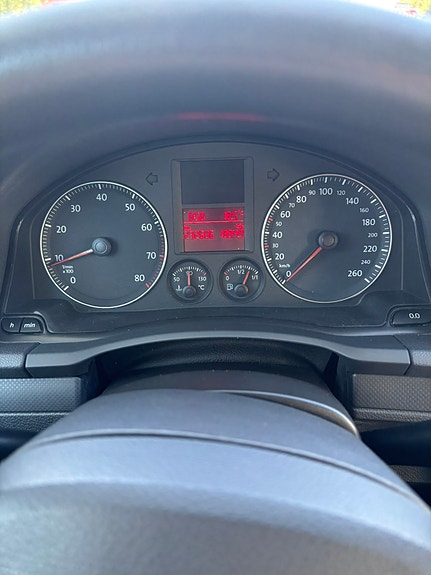 Volkswagen Golf V 5 of 10