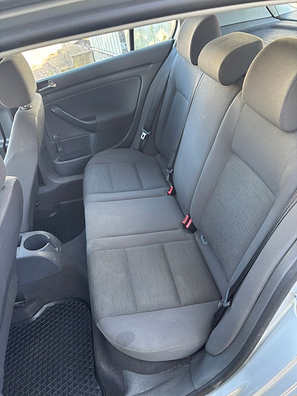 Volkswagen Golf V 9 of 10