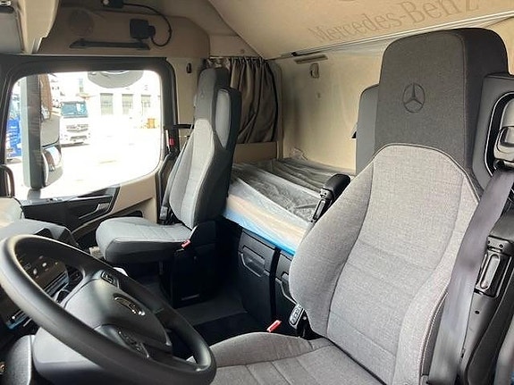 Mercedes-Benz Actros V 2548 LS 6x2/2 8 of 20