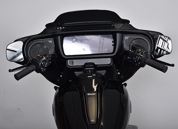 Harley-Davidson Street Glide SPARA 29 700:- / Provkörd endast 2 mil!! 11 of 17