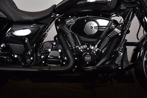 Harley-Davidson Street Glide SPARA 29 700:- / Provkörd endast 2 mil!! 13 of 17
