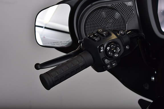 Harley-Davidson Street Glide SPARA 29 700:- / Provkörd endast 2 mil!! 9 of 17