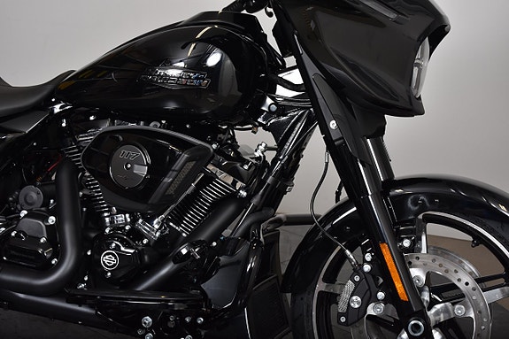 Harley-Davidson Street Glide SPARA 29 700:- / Provkörd endast 2 mil!! 17 of 17