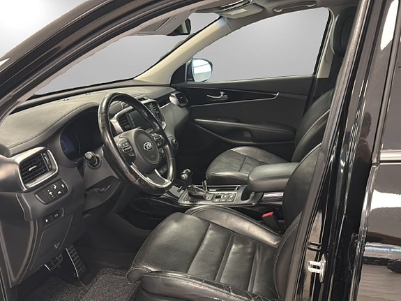 Kia Sorento 8 of 18