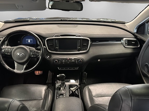 Kia Sorento 7 of 18