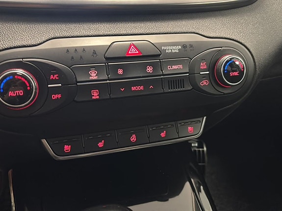Kia Sorento 13 of 18