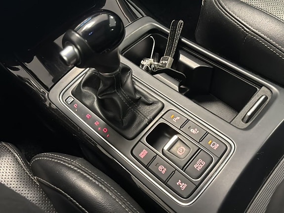 Kia Sorento 12 of 18