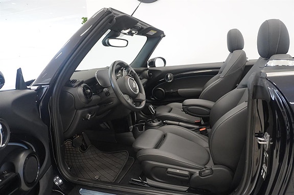 MINI Cooper 2 of 10