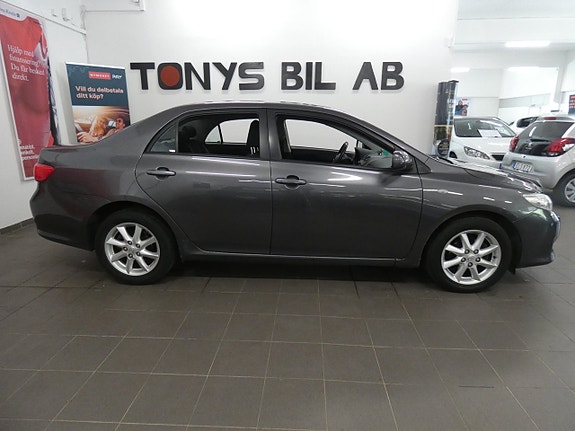 Toyota Corolla 6 of 16