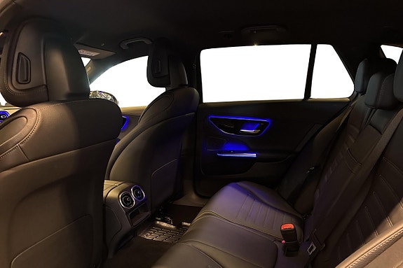 Mercedes-Benz C300 14 of 23