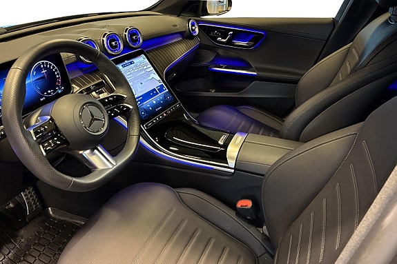 Mercedes-Benz C300 9 of 23