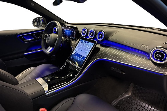Mercedes-Benz C300 10 of 23