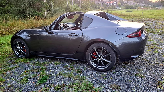 Mazda MX-5 3 of 6