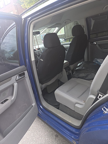 Volkswagen Touran 5 of 5