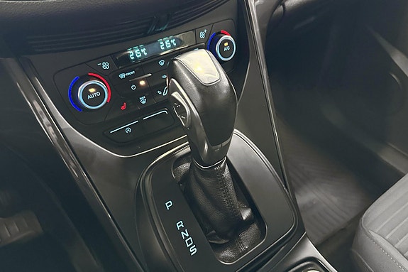 Ford C-Max 12 of 16