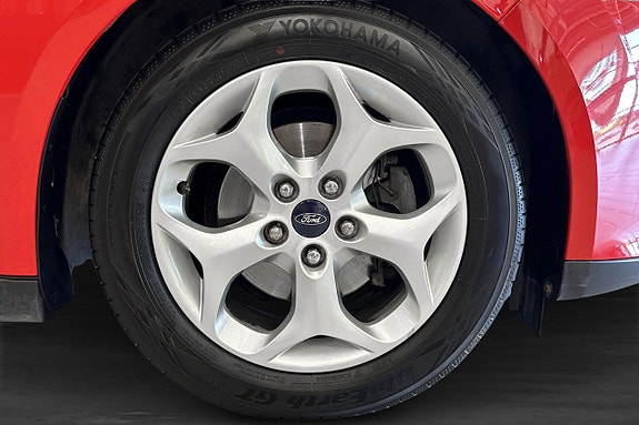 Ford C-Max 16 of 16