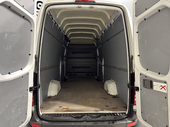 Mercedes-Benz Sprinter 319 11 of 18