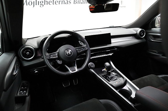 Alfa Romeo Tonale 3 of 26