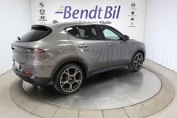 Alfa Romeo Tonale 12 of 26