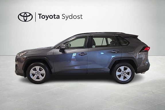 Toyota RAV4 4 of 20
