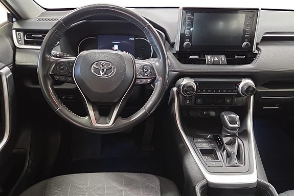 Toyota RAV4 13 of 20