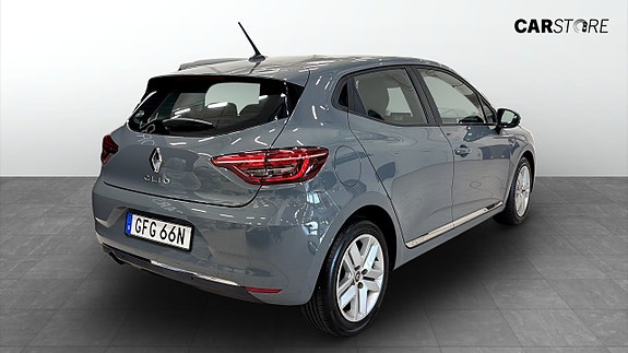 Renault Clio 2 of 12