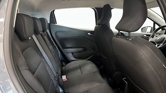 Renault Clio 5 of 12