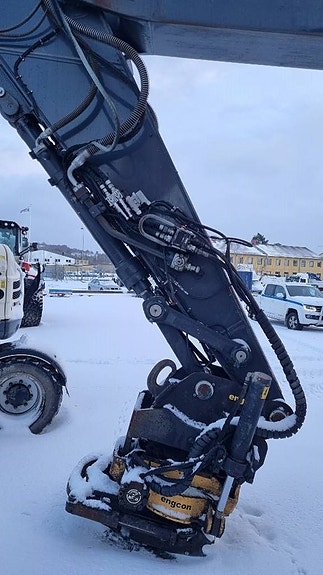Doosan DX 255 LC-5 4 of 8