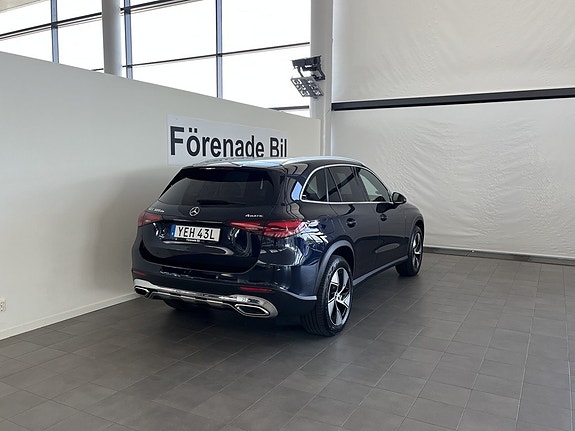 Mercedes-Benz GLC300 de 13 of 14