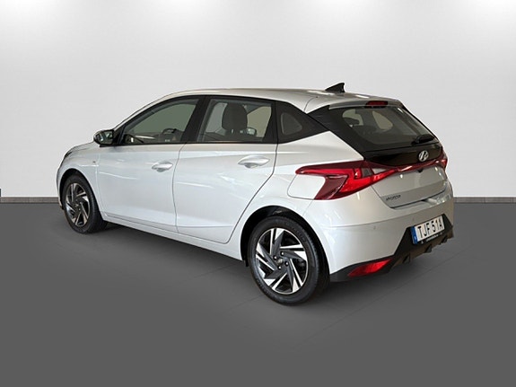 Hyundai i20 3 of 17