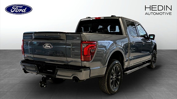Ford F-150 2 of 11