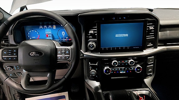 Ford F-150 4 of 11