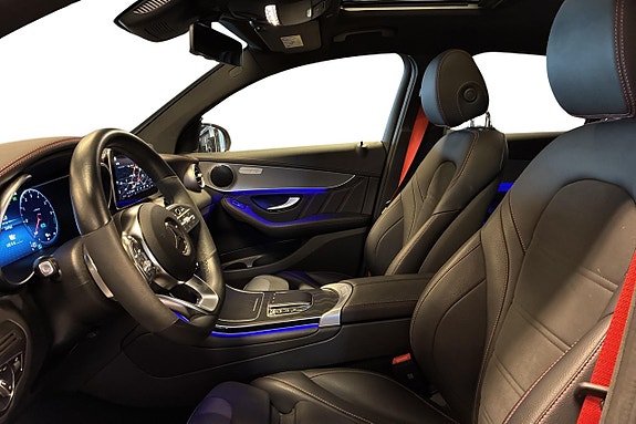Mercedes-Benz GLC300 de 14 of 23