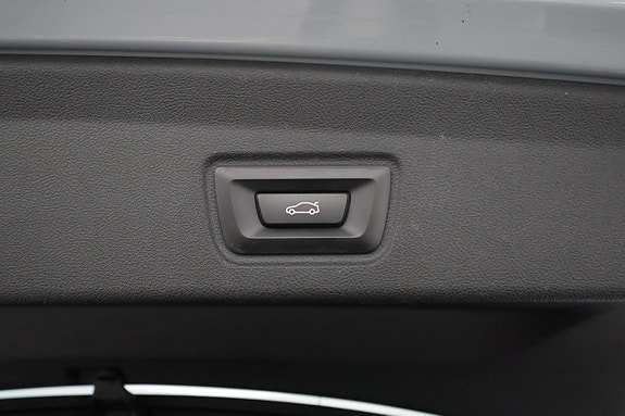 BMW i4 29 of 29