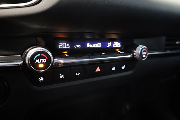 Mazda CX-30 15 of 19