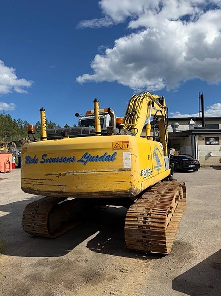 New Holland E 215 B 10 of 12