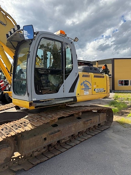 New Holland E 215 B 2 of 12