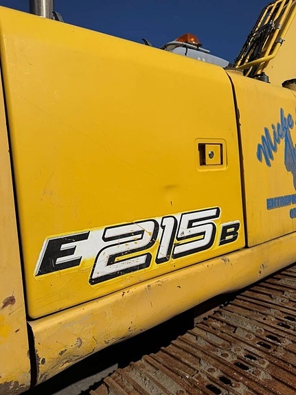 New Holland E 215 B 8 of 12